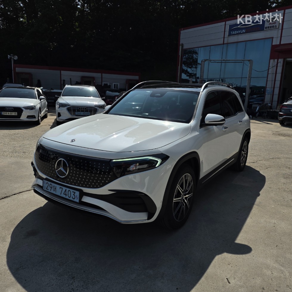 벤츠 EQB 2024년식 벤츠 EQB (X243) EQB 300 4Matic 프로그레시브