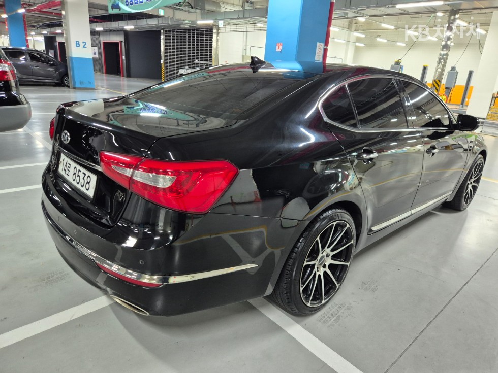 2013 - kia k7