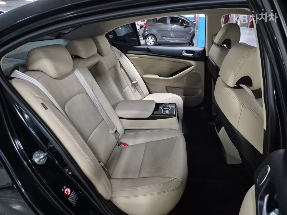 2013 - kia k7