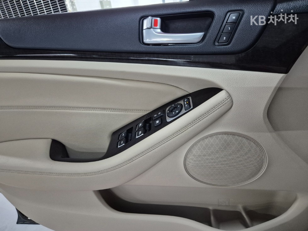 2013 - kia k7