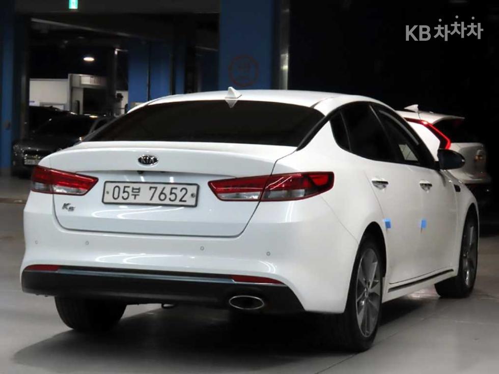 2018 - kia k5