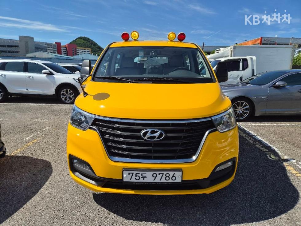 Hyundai Starex — miniaturë 2