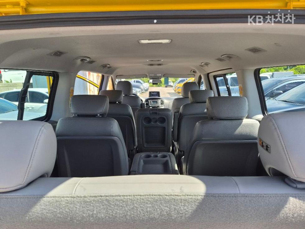 Hyundai Starex — miniaturë 11