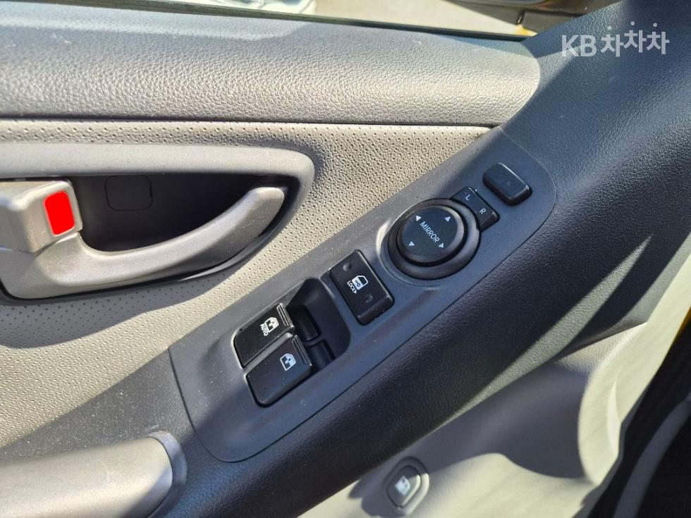 Hyundai Starex — miniaturë 18