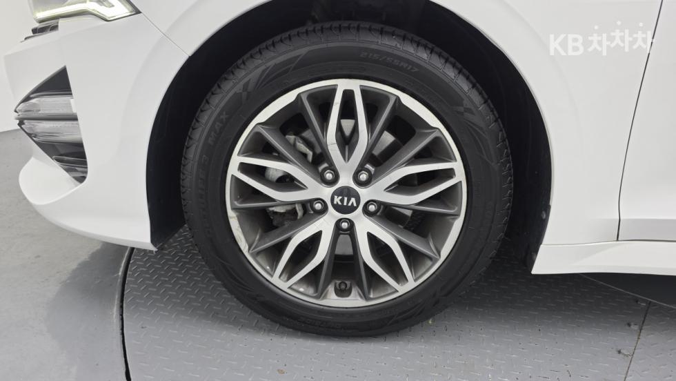 2020 - kia k5