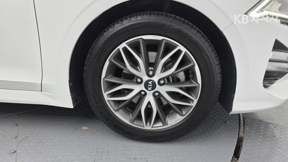2020 - kia k5