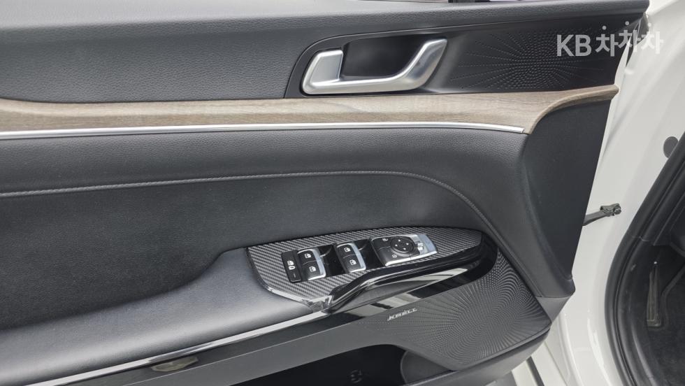2020 - kia k5