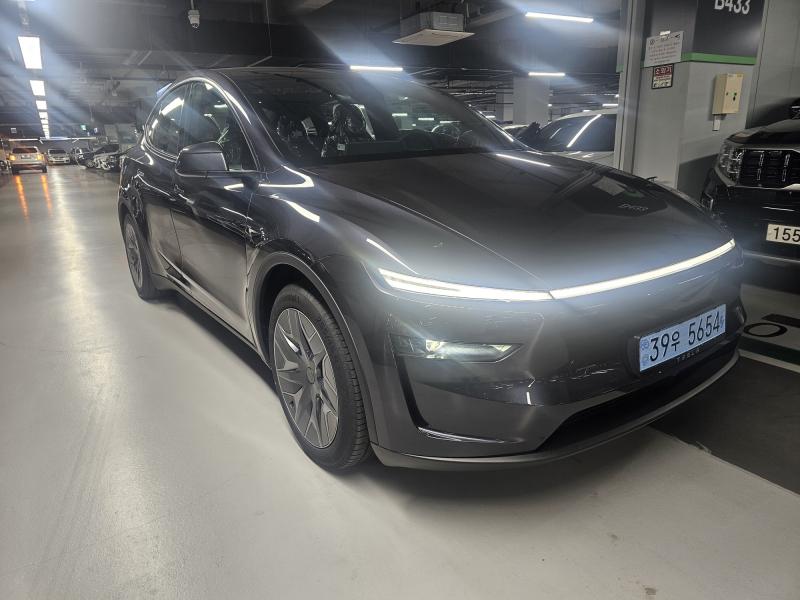 테슬라 Model Y Long Range AWD