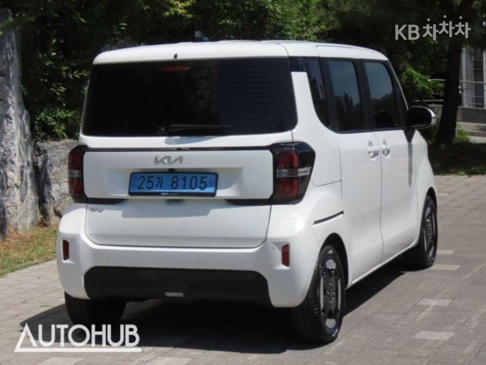 2025 - kia kia