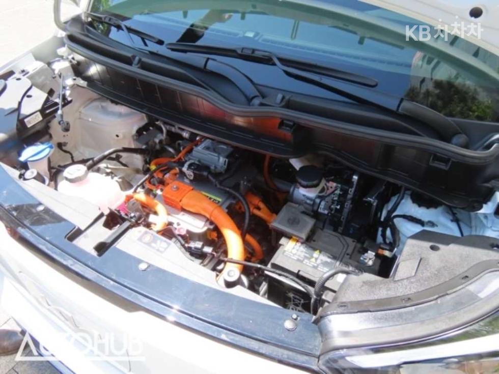 2025 - kia kia
