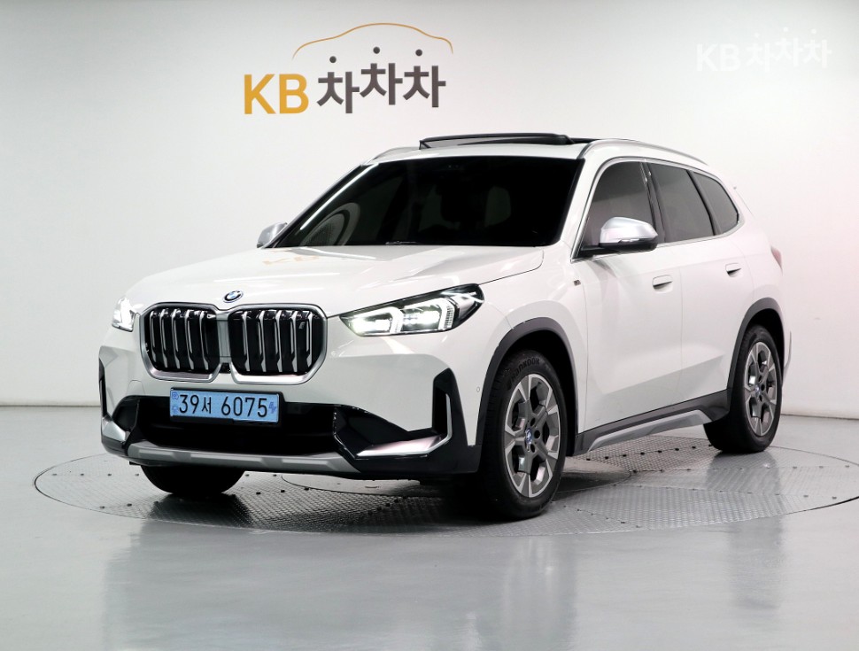 BMW iX1(U11) xDrive 30 xLine
