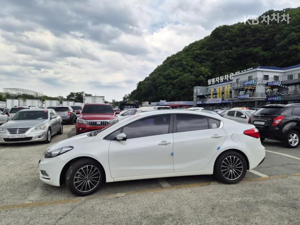 2013 - kia k3