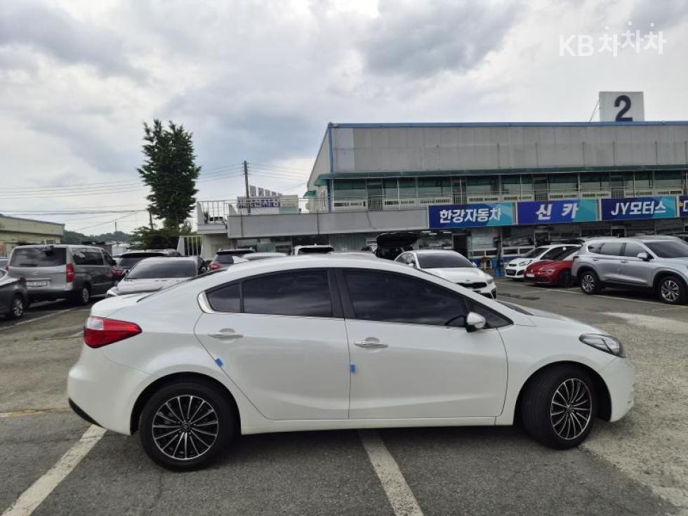 2013 - kia k3