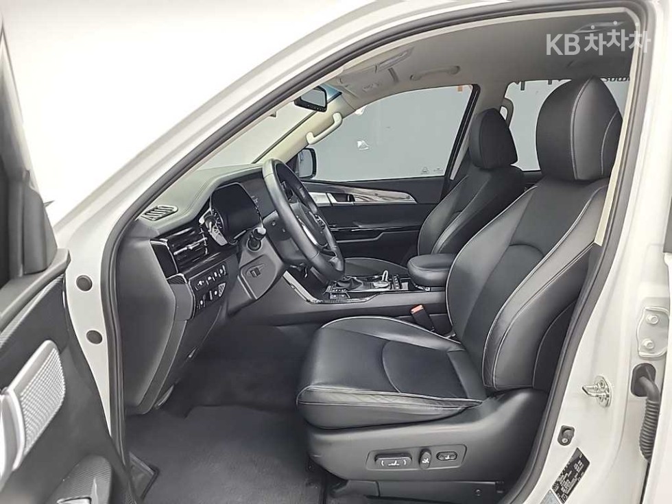 2021 - kia mohave