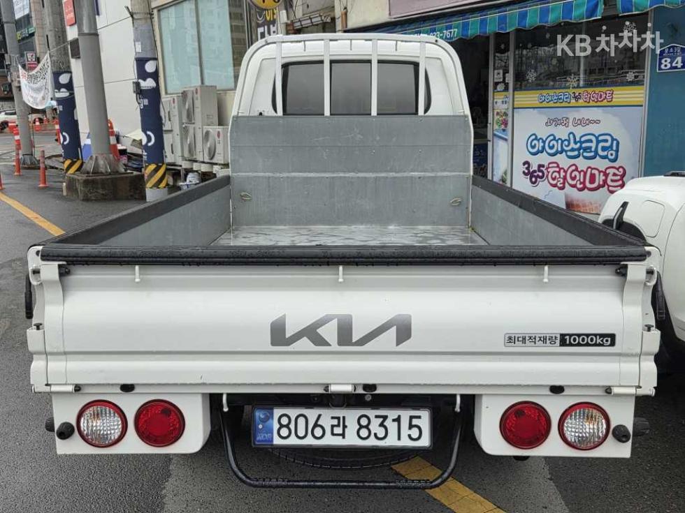 2022 - kia bongo iii