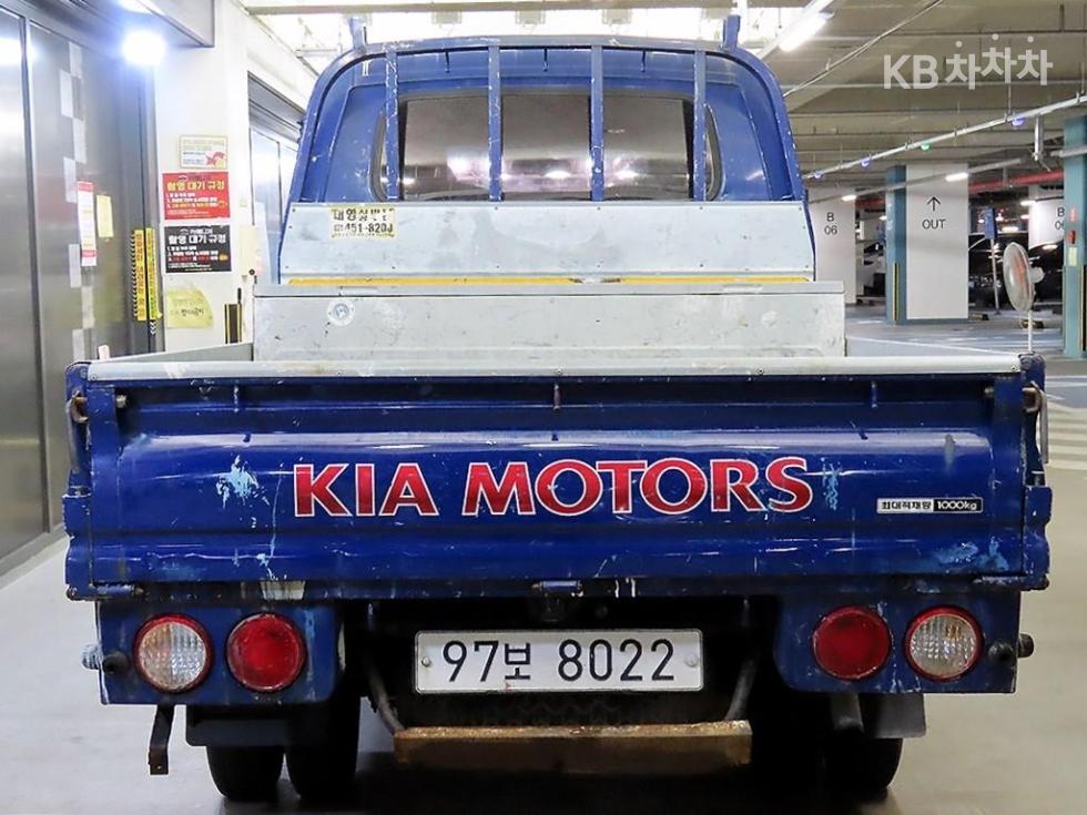 2016 - kia bongo iii