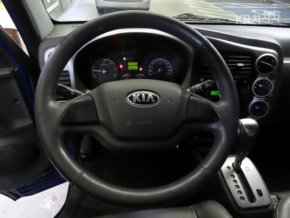 2016 - kia bongo iii
