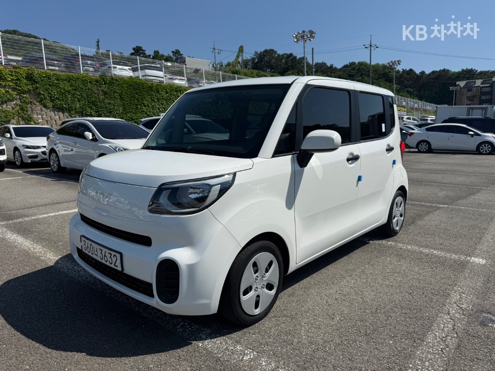 2022 - kia ray
