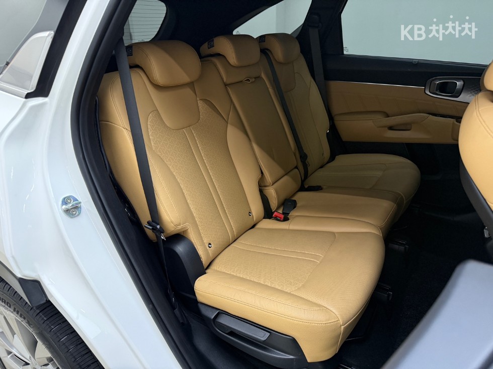 2021 - kia sorento
