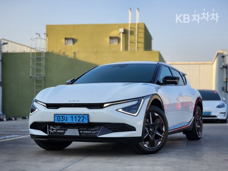 기아 더 뉴 EV6 롱 레인지 2WD 어스