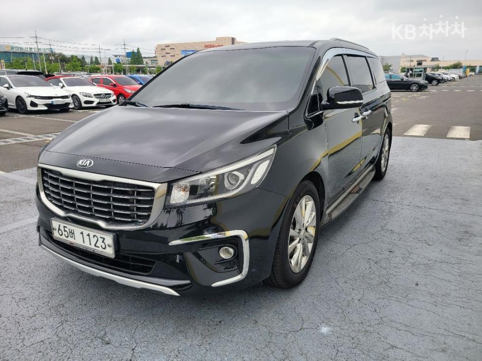 2019 - kia carnival