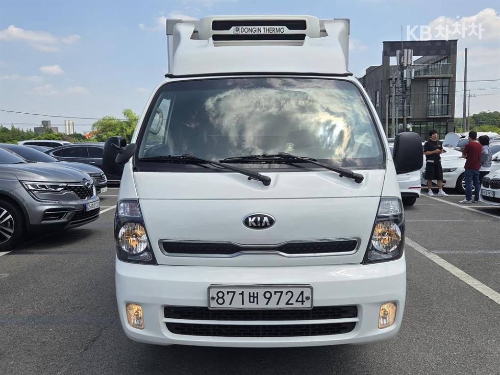 2019 - kia bongo iii