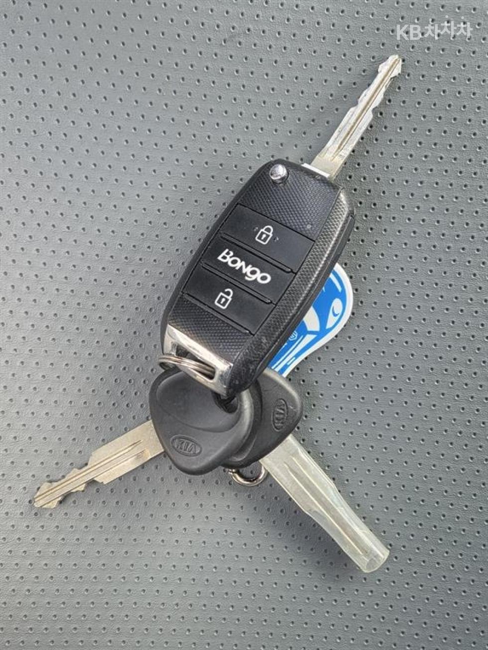 2019 - kia bongo iii
