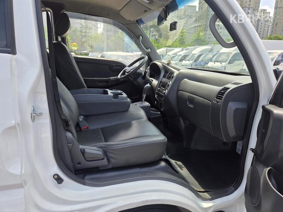 2019 - kia bongo iii