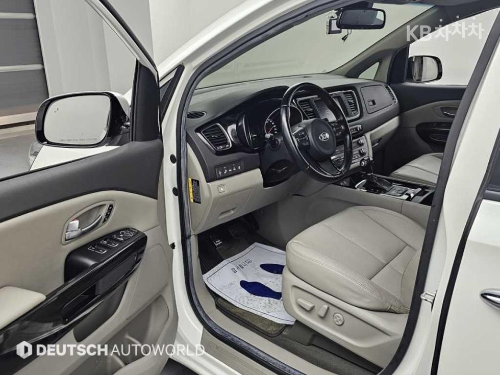2015 - kia carnival