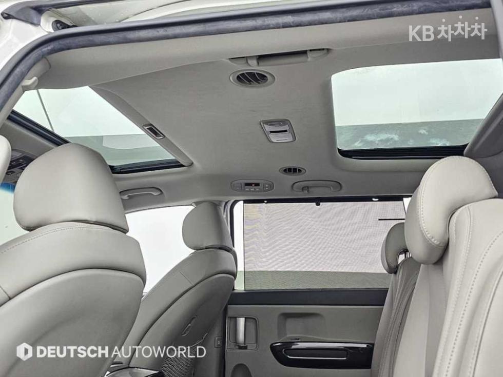 2015 - kia carnival