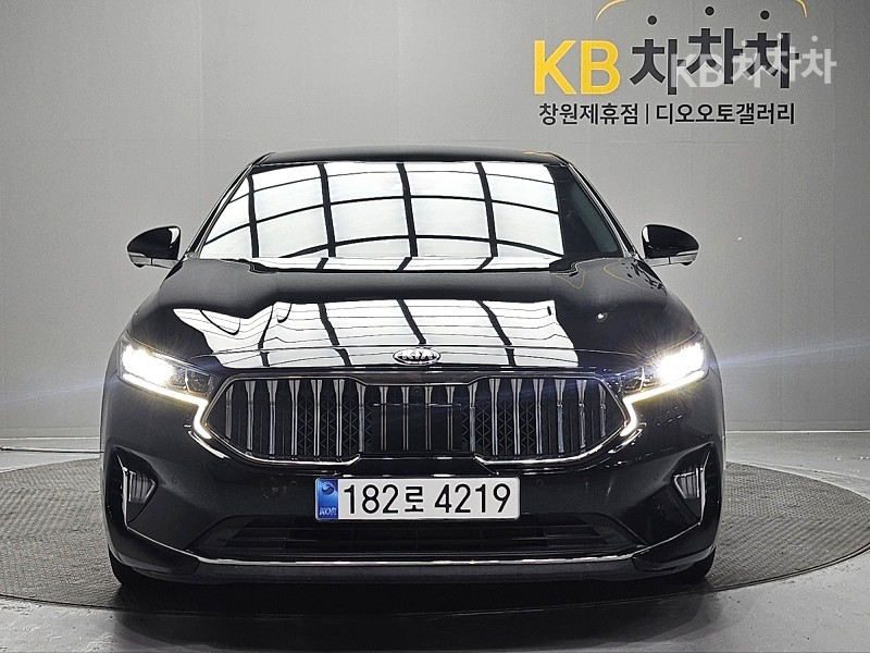 2021 - kia k7