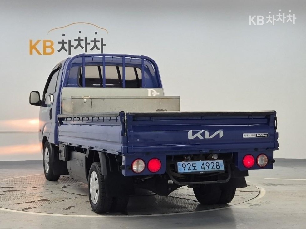 2022 - kia bongo iii