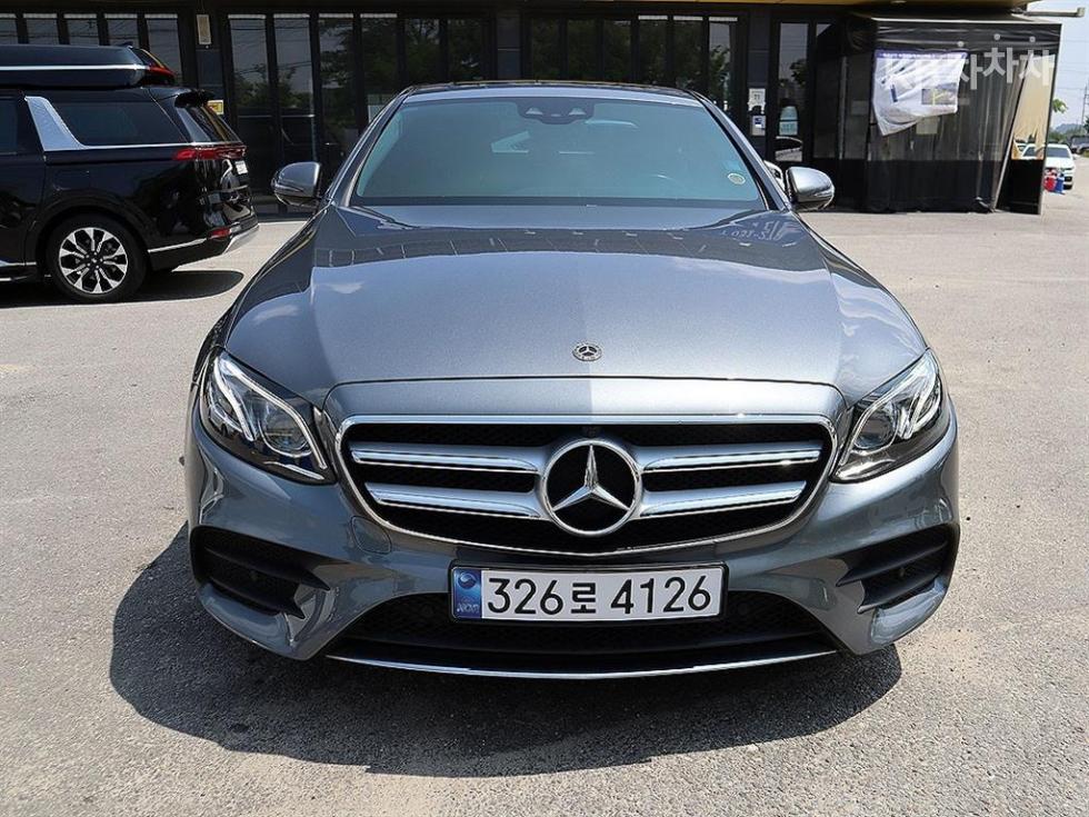 مرسيدس E-Class