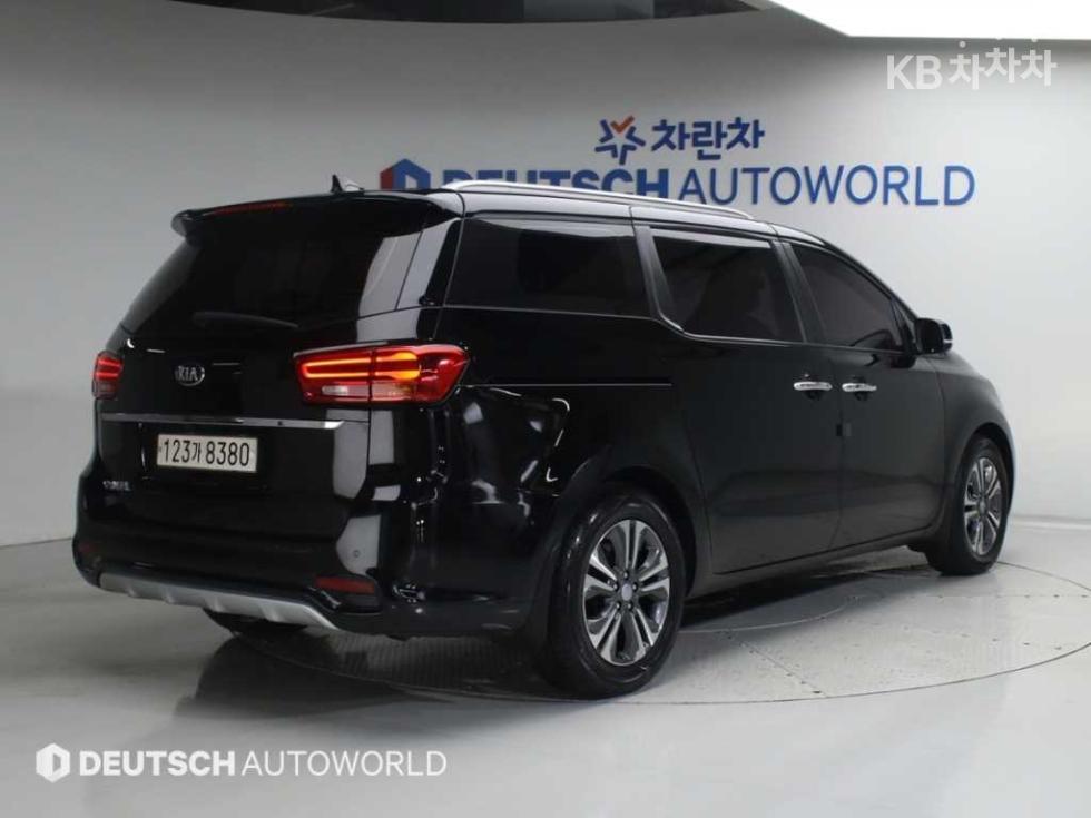 2019 - kia carnival