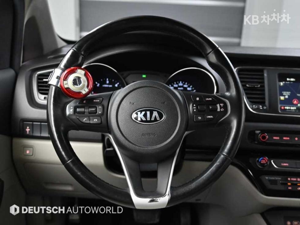 2019 - kia carnival