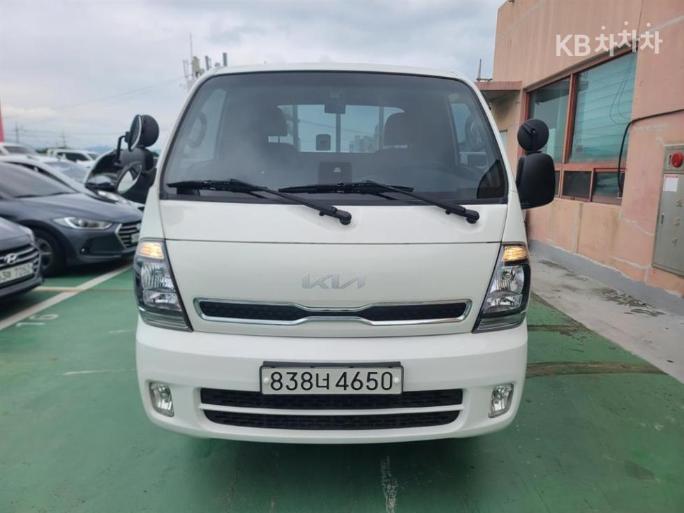 2020 - kia bongo iii