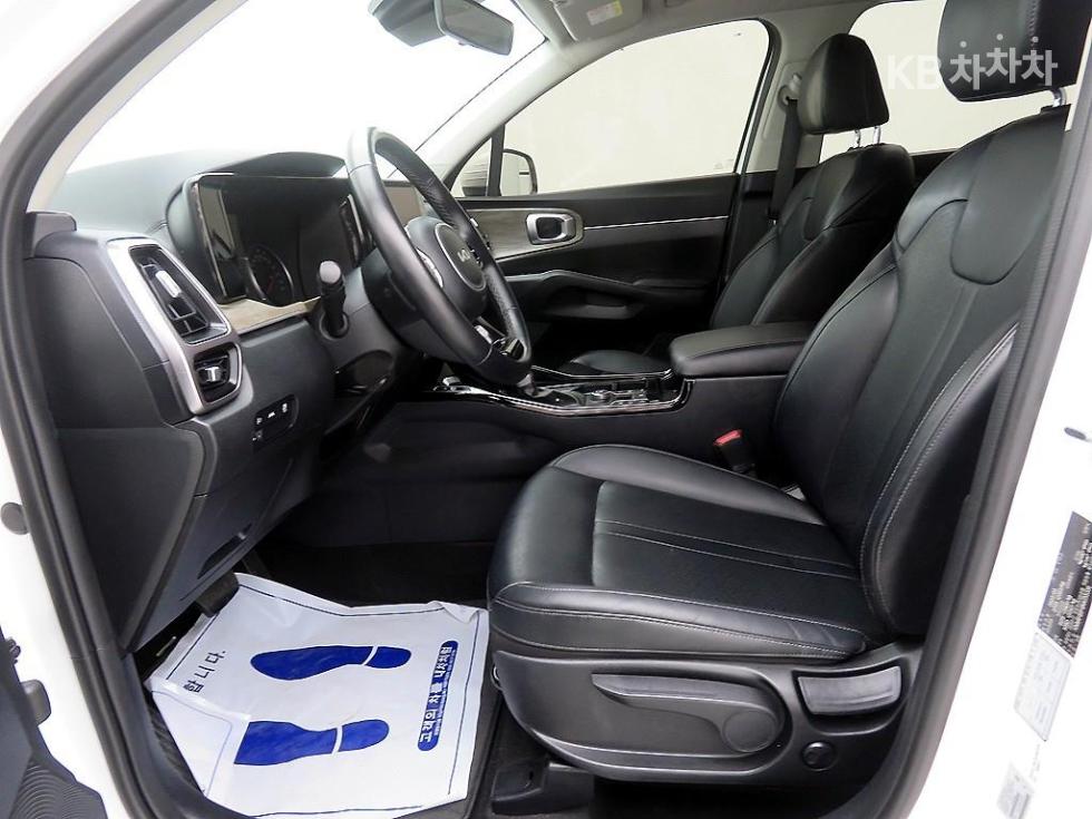 2022 - kia sorento