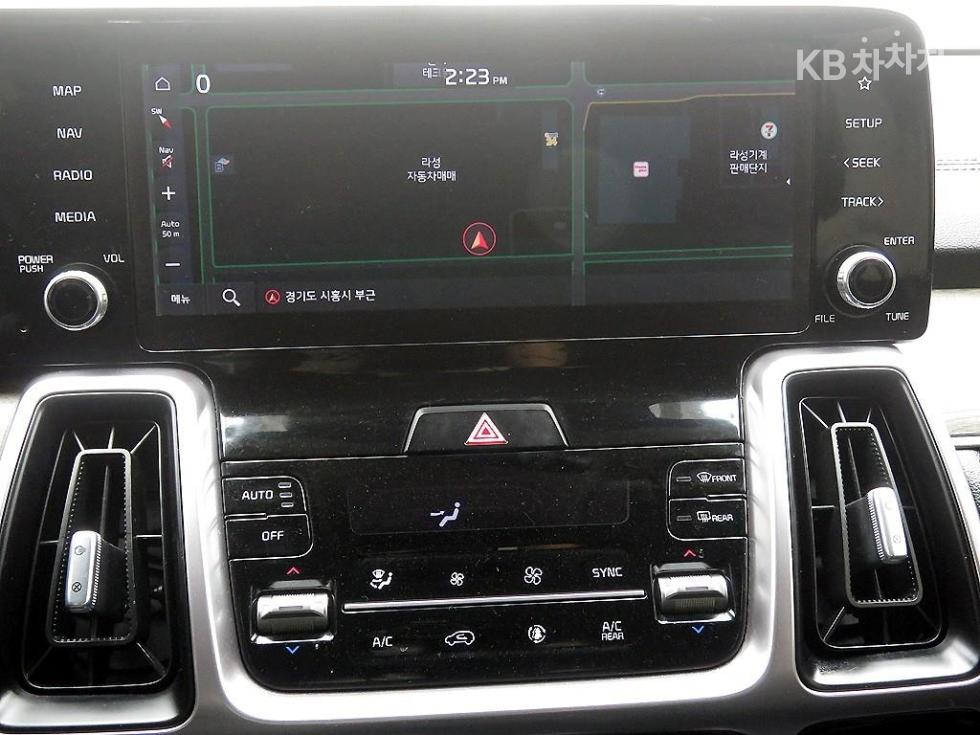 2022 - kia sorento