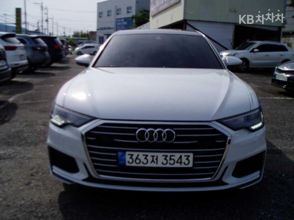 2023 Audi Ash 45 TFSI Premium