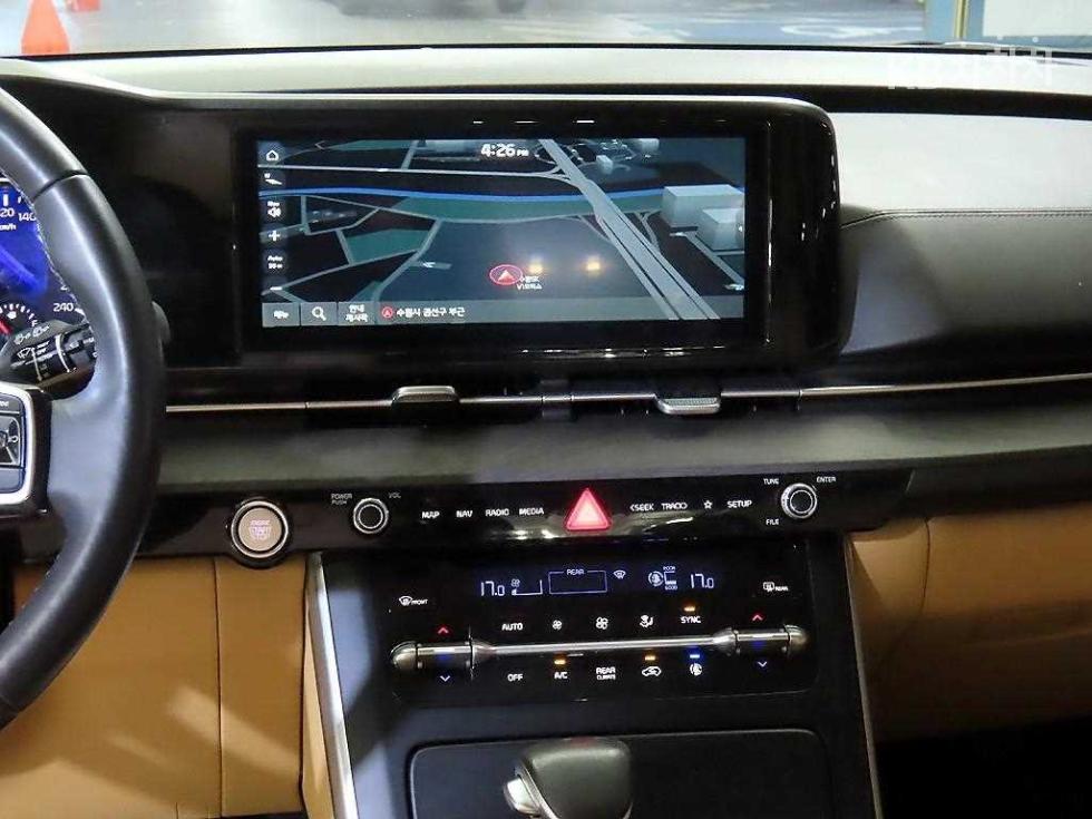 2023 - kia carnival