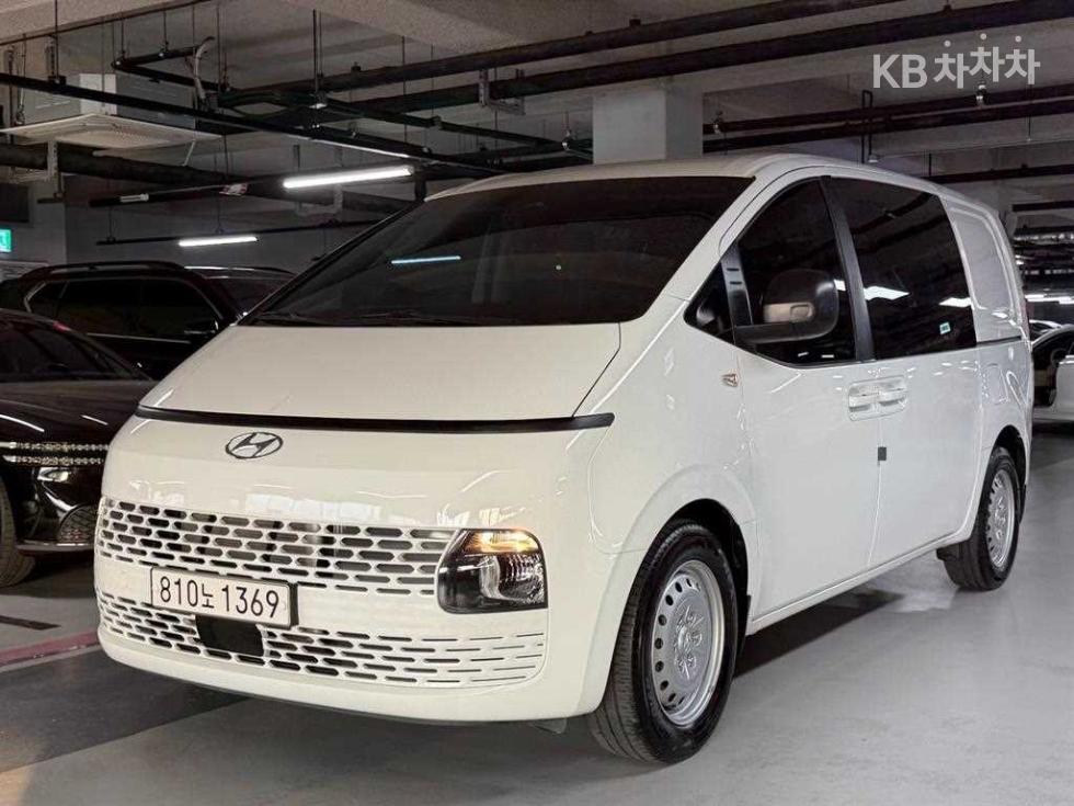 2023 hyundai Staria 2.2 Cargo 5 smart