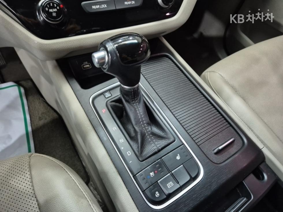 2015 - kia carnival