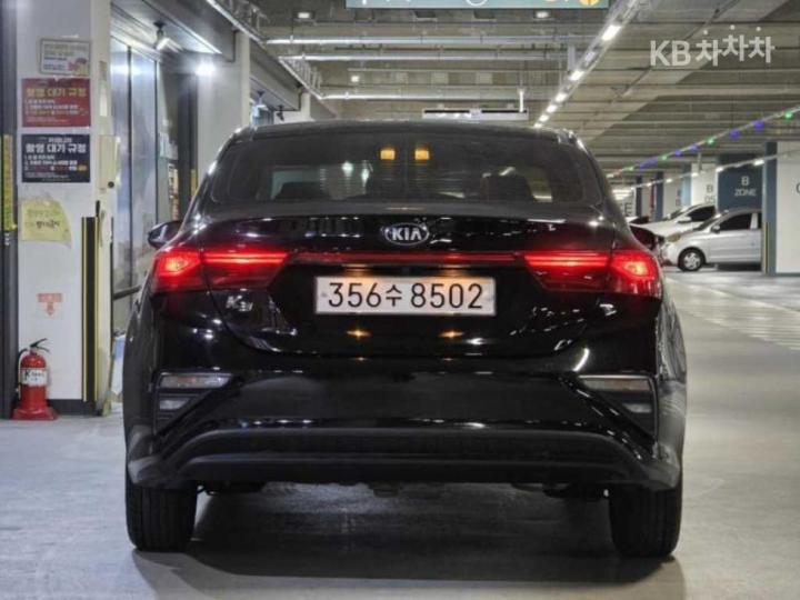 Kia K3 1.6 Gasoline Prestige — фото 5