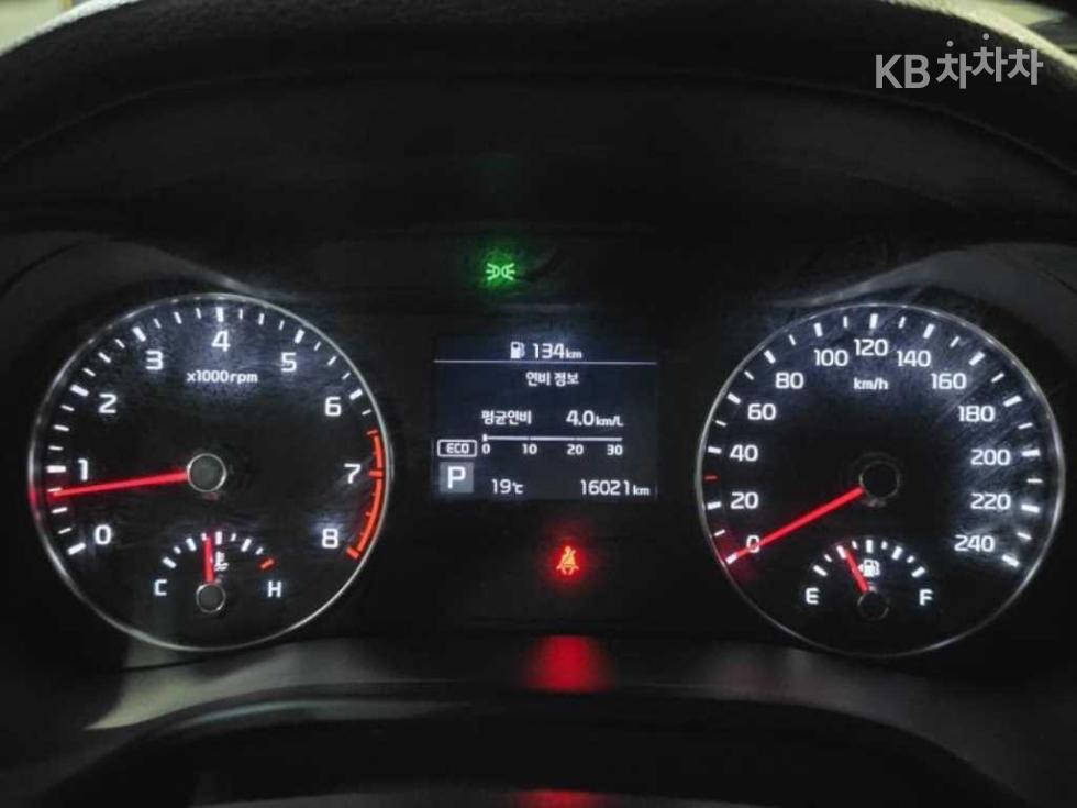 2021 - kia k3