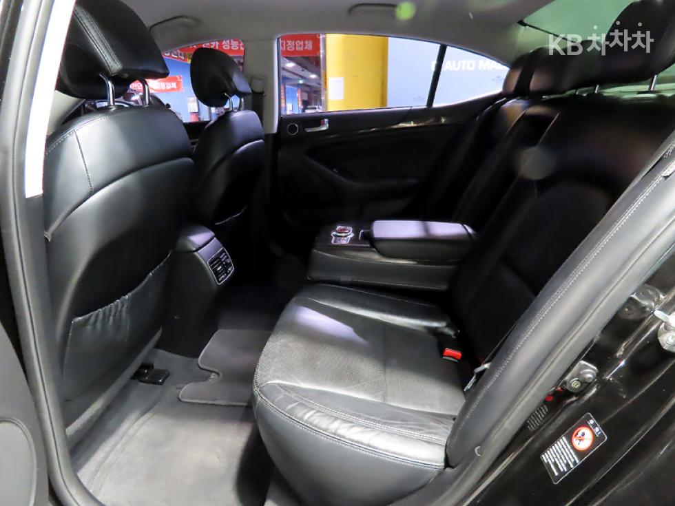 2013 - kia k7