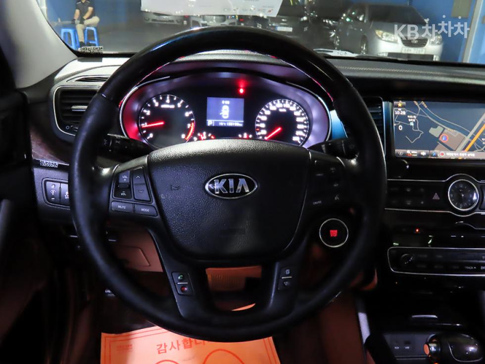 2013 - kia k7
