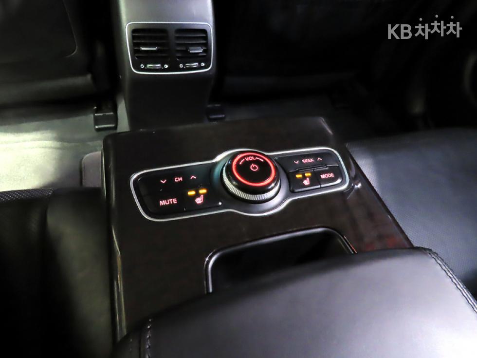 2013 - kia k7