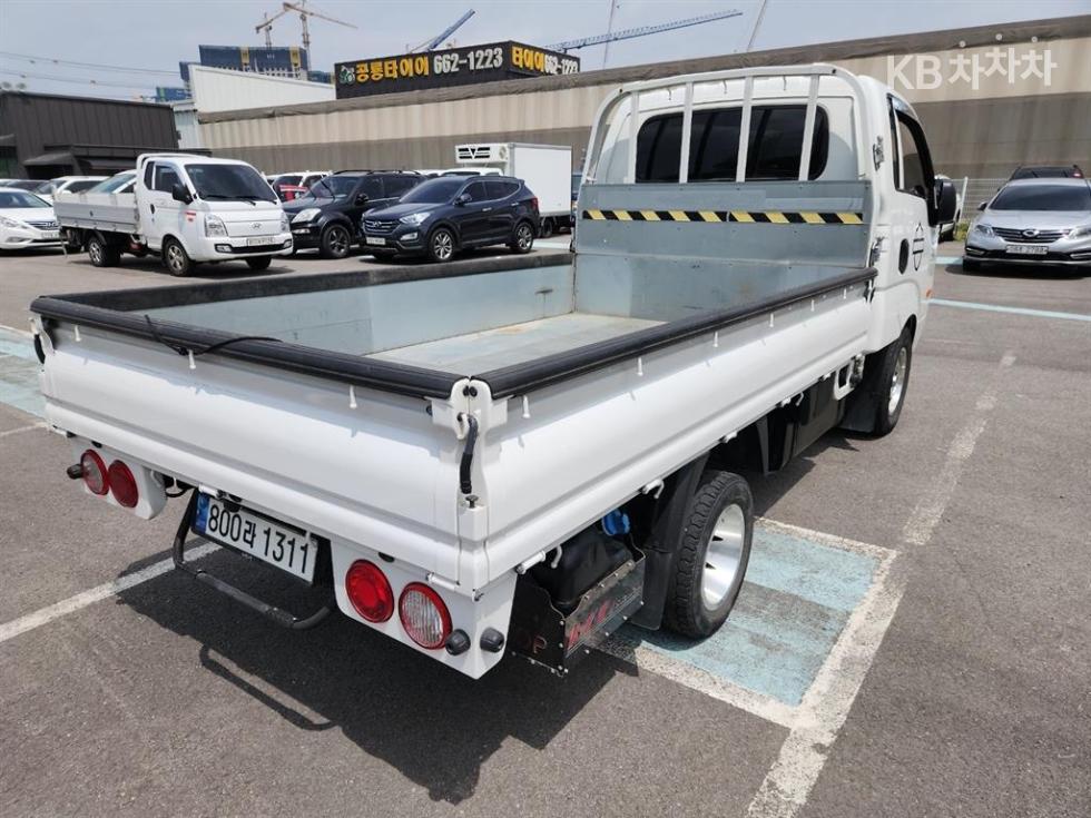 2023 - kia bongo iii