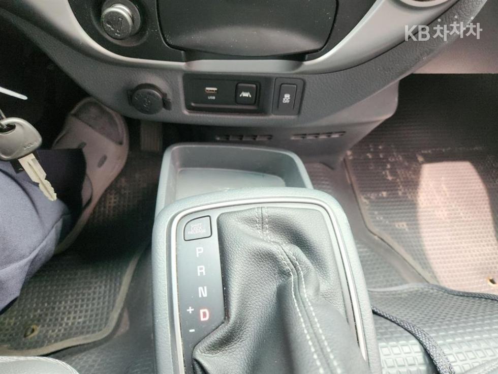 2023 - kia bongo iii