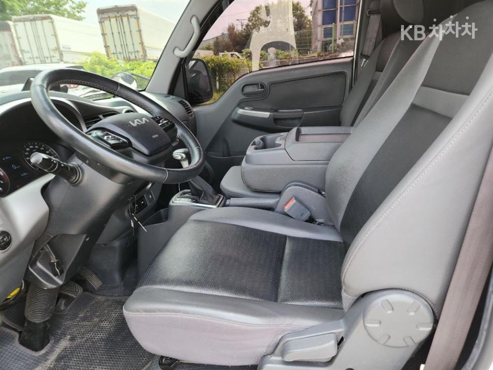 2023 - kia bongo iii